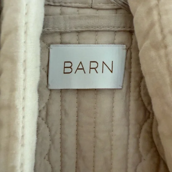 Natalie Borton Designs / BARN collab quilted coat - Picture 2 of 5